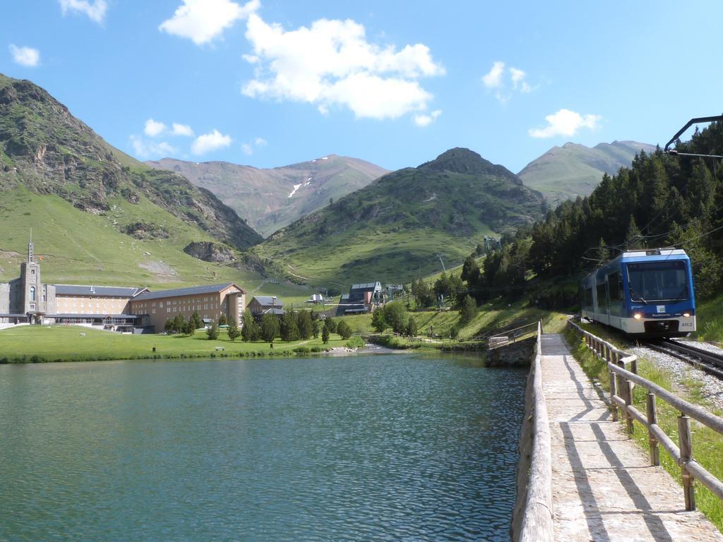 Apartaments Vall De Nuria Керальбс Экстерьер фото